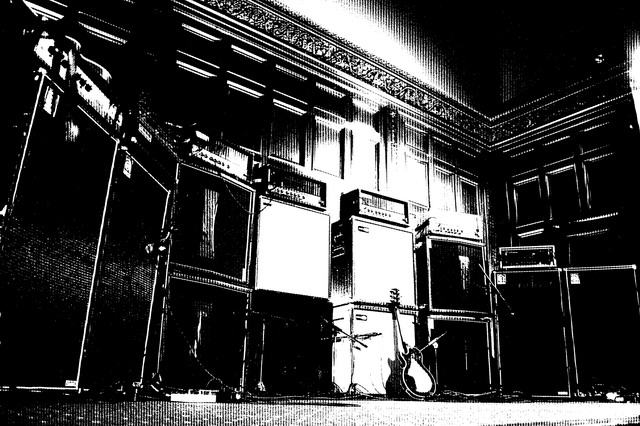 SUNN O))) PERFORMING 'THE GRIMMEROBE DEMOS'